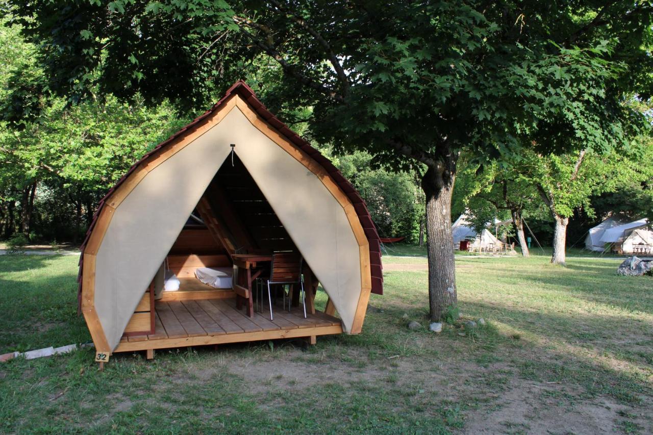 Habitat Createur - Hebergements Insolites Au Camping Municipal "Les Ecureuils" Recoubeau-Jansac Exteriér fotografie